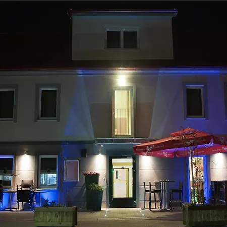 Хостел Caffe *