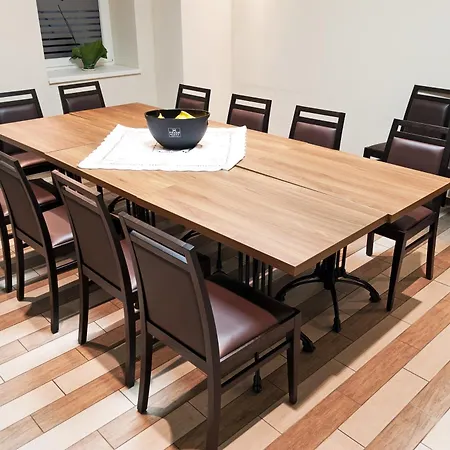 Caffe ホステル Petrovče